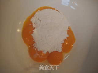 长颈鹿戚风蛋糕卷的做法步骤：4