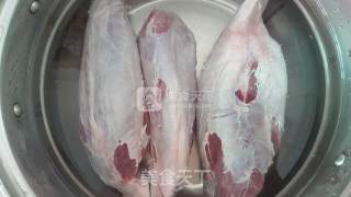 酱卤牛腱的做法步骤：2