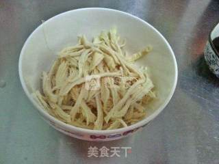 葱油干煸鸡丝拌面的做法步骤：4