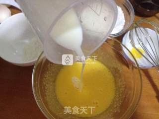 橙香戚风蛋糕的做法步骤：6