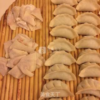 苦菊水饺+鱼丸馄饨的做法步骤：3