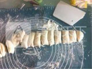 虾肉生煎包的做法步骤：3