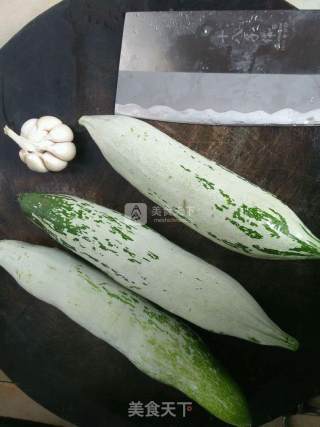 变色瓜炒肉的做法步骤：1