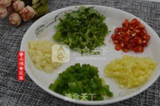 黄花菜凉拌海带丝的做法步骤：5