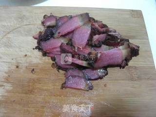 腊肉炒豆角的做法步骤：3
