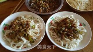 尖椒茄子肉丁打卤面的做法步骤：6