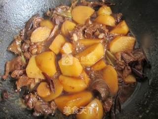 牛肉烧土豆的做法步骤：6