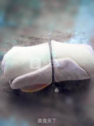 双色玫瑰馒头的做法步骤：5