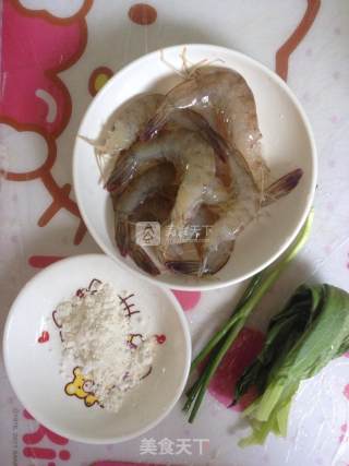 青菜虾球的做法步骤：1