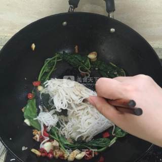 南昌炒粉的做法步骤：5