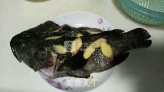 清蒸石斑(龙趸)的做法步骤：1