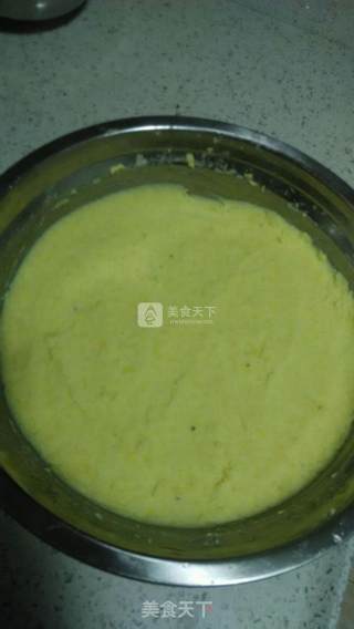 绿豆沙冰皮月饼的做法步骤：2