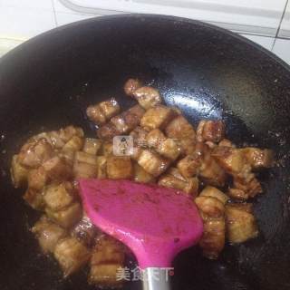 千结红烧肉的做法步骤：4