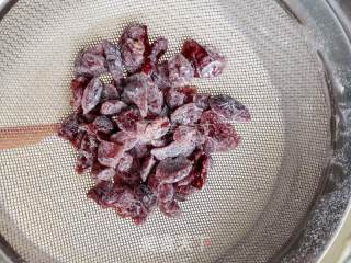 牛奶蔓越莓戚风的做法步骤：7