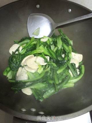 肉丸炒油麦菜的做法步骤：5