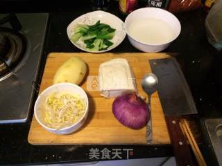 朝鲜族大酱汤的做法步骤：1