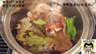 香煎红酒八宝鸭的做法步骤：4