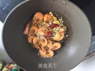 油焖鲜虾的做法步骤：5