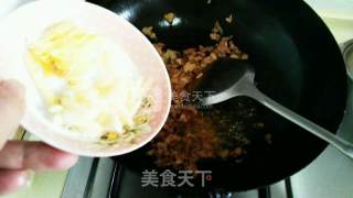 肉沫炒秋葵的做法步骤：7