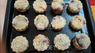 广式卡通豆沙月饼的做法步骤：5