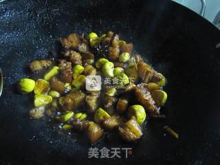 红烧肉烧板栗的做法步骤：10