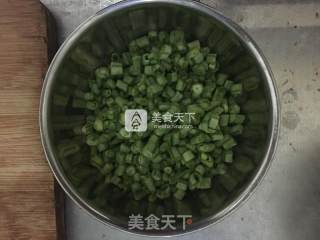 家常玉米粥的做法步骤：1