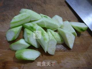 丝瓜圆蛤汤的做法步骤：3