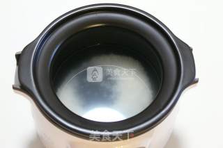 皮蛋瘦肉粥的做法步骤：2