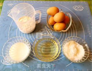 祈福戚风蛋糕的做法步骤：1