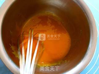 祈福戚风蛋糕的做法步骤：3