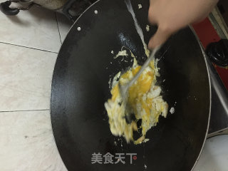 鸡蛋炒辣椒的做法步骤：3