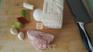 香煎嫩豆腐的做法步骤：1
