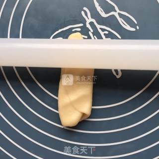 蛋黄酥的做法步骤：10