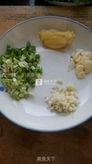 风味腊肉小炒的做法步骤：3