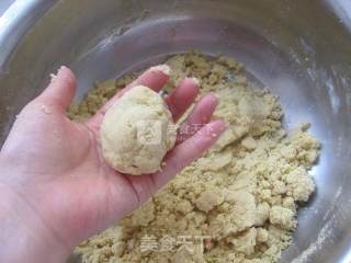 养生美食---玉米面窝窝头的做法步骤：3