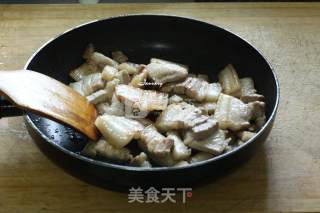 猪肉炖粉条的做法步骤：3