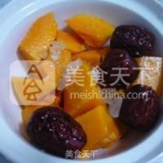 木瓜红枣炖牛奶的做法步骤：1