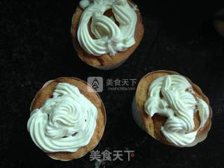 【手工美食】缤纷水果小纸杯的做法步骤：10