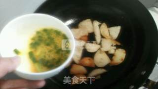 炒馒头片的做法步骤：3