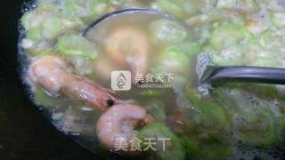 鲜虾丝瓜蛋汤的做法步骤：6