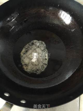 糖醋排骨卤蛋的做法步骤：2