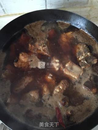 糖醋排骨卤蛋的做法步骤：6