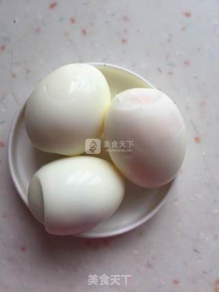 糖醋排骨卤蛋的做法步骤：7