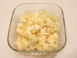 鱼香荸荠炒秋葵的做法步骤：1