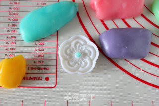 缤纷立体月饼的做法步骤：10