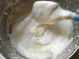 奶油裱花纸杯蛋糕的做法步骤：6