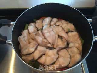 酱汁焖鱼的做法步骤：7