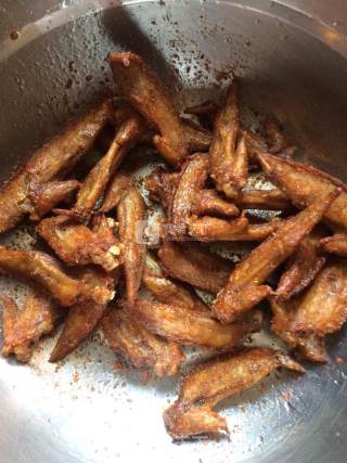 懒人零食香酥翅尖的做法步骤：9