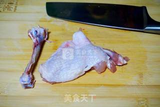 香菇鸡腿面的做法步骤：2
