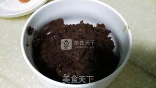 豆沙蛋黄月饼的做法步骤：5